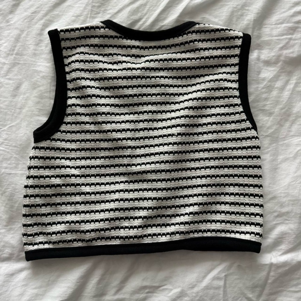Zara Striped Gold Button Top - Picture 2 of 3